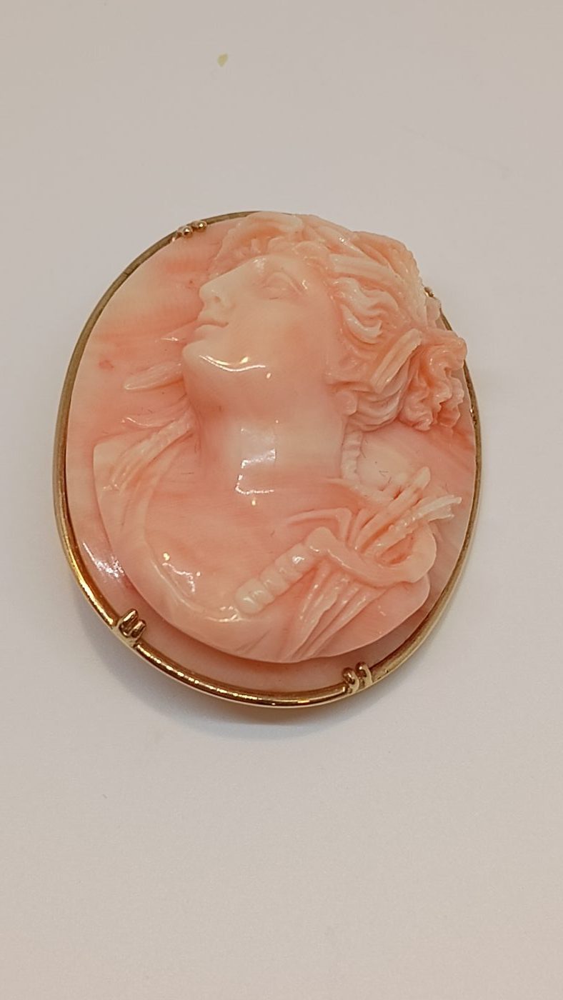 Pink Oval Cameo